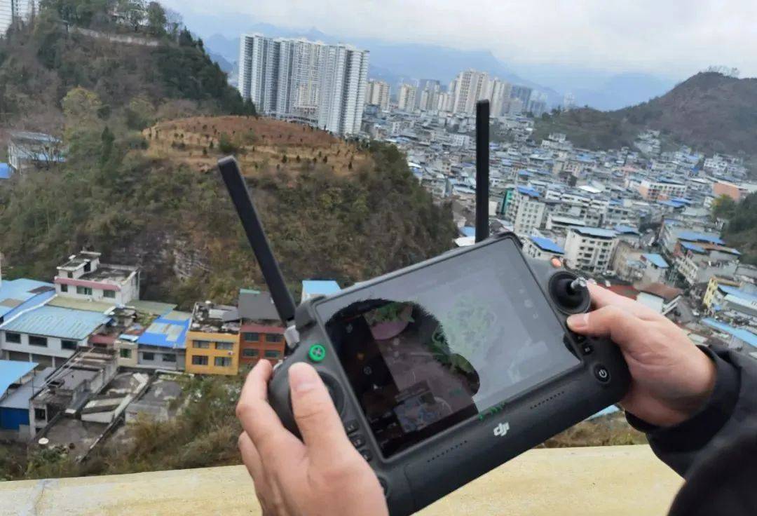 禁种铲毒进行中！守护“净土”不放松！——全覆盖开展2025年禁种铲毒工作（三）