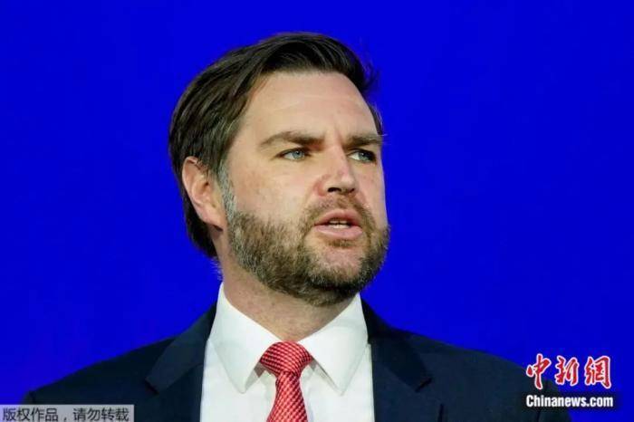 万斯称美国正考虑是否向乌克兰提供“战斧”导弹