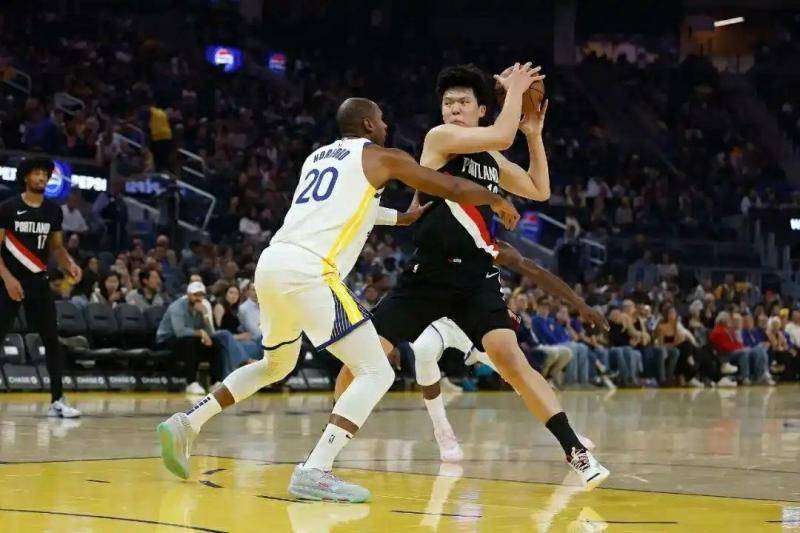 NBA｜杨瀚森首秀确定替补出场 位置竞争日趋激烈